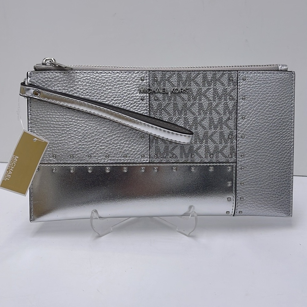 Michael Kors Jet Set Travel Lg TZ Studded Metallic Patchwork and Signature Logo - Picture 9 of 16